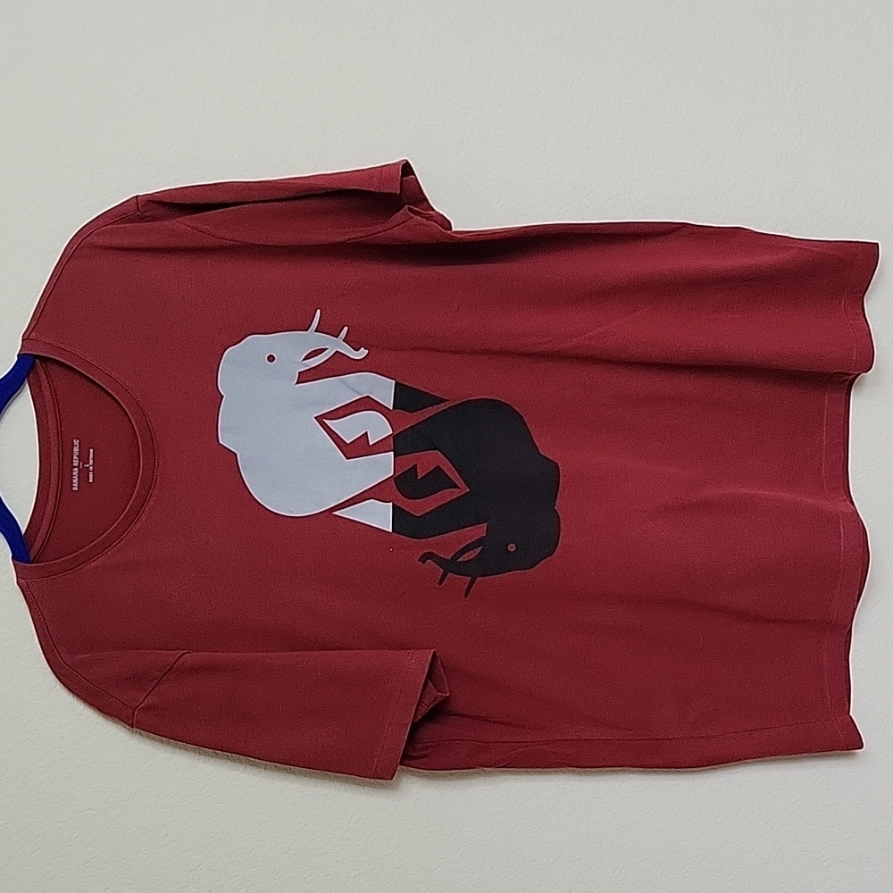 Banana Republic Tee Shirt